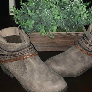 Western Ankle Bootie Size 9.5